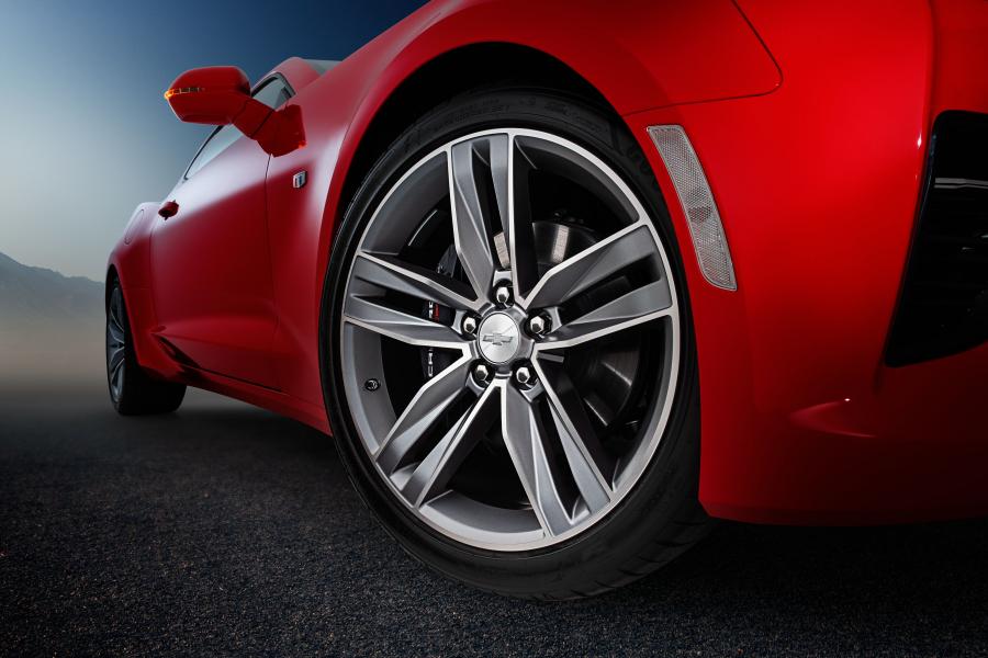 Колеса Chevrolet Camaro SS 2018 года  (AU) (фото 5 из 11)